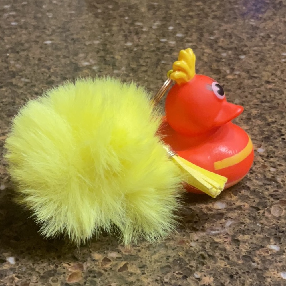 CYCLOPS CINDY RUBBER DUCKIE - Picture 3 of 3